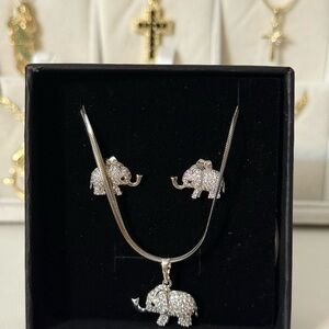 Elegant Silver Elephant Jewelry Set